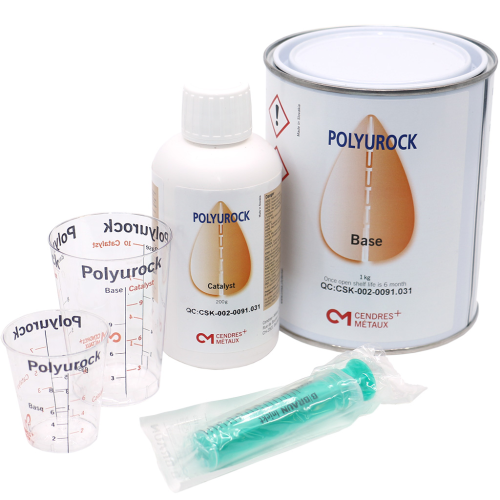 Polyurock Kit | is made of:
1 x Base 1 kg
1 x Catalyst 200 ml
25 Cups 100 ml
25 Cups 50 ml
50 Spatulas